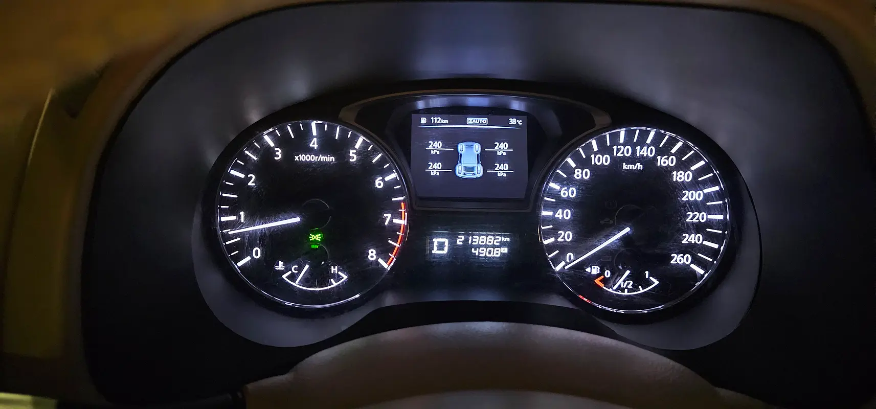 Nissan Pathfinder 2015 — photo 1 of 12