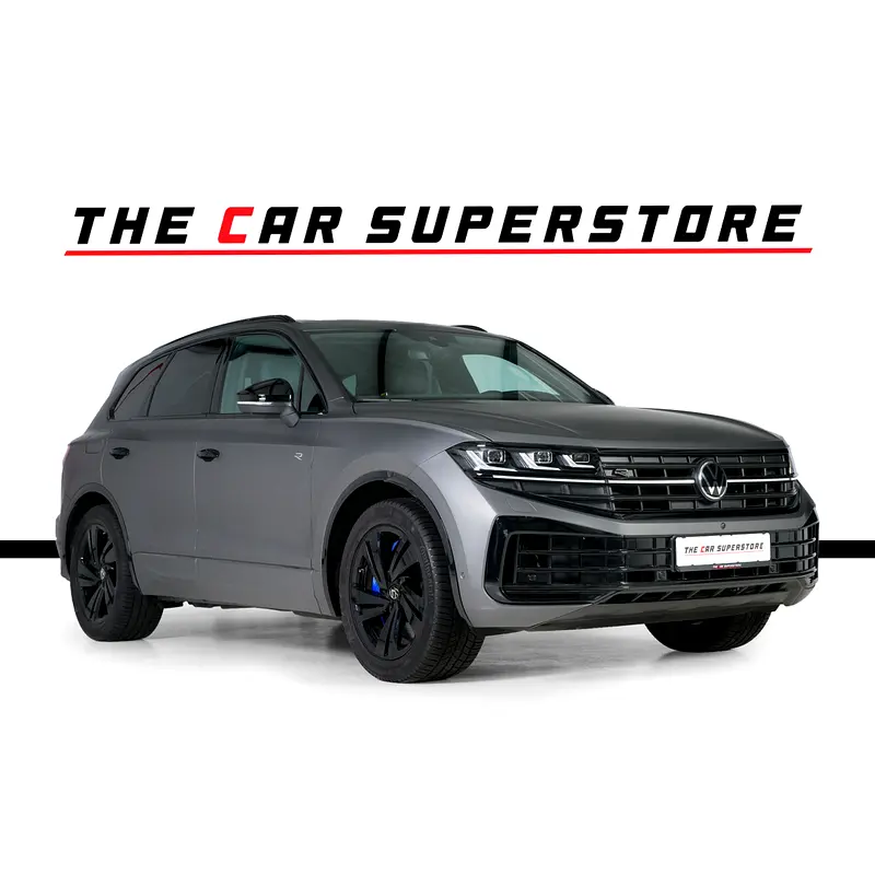 Volkswagen Touareg 2024 — photo 1 of 19