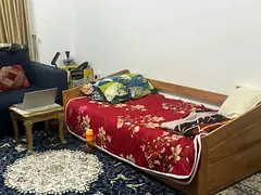 Living room available for rent