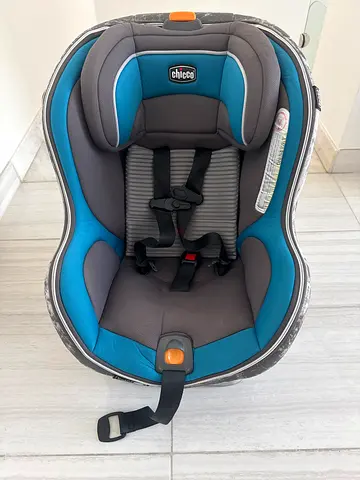 Chicco Infant Car Seat - Good Condition