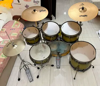 Ludwig Epic + cymbals