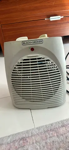 Black  Decker portable room heater - compact fan heater