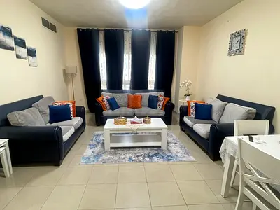 طقم كنب بحاله جيده