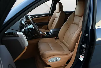 2013 Porsche CAYENNE — миниатюра 9
