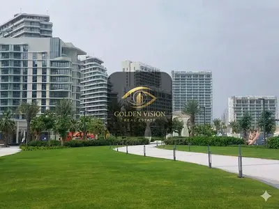 Elegant Furnished 1BR | Sea and Community View | Northbay