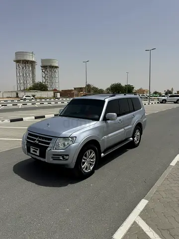 Mitsubishi Pajero Limited 2017 GCC Specs