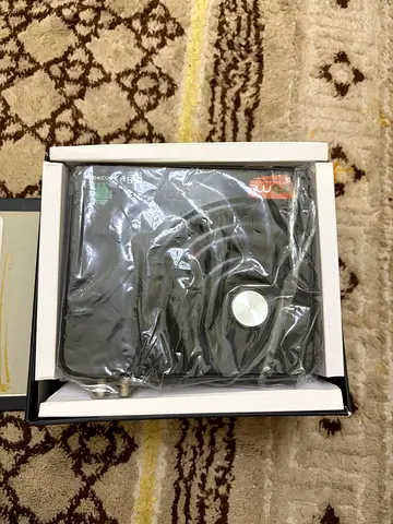 Used digital kitchen scale - compact and accurate (in original box)