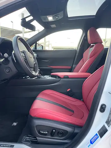 صورة 12 لـ 2023 Lexus UX-SERIES
