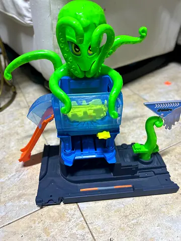 Octopus Playset with Slide and Moving Parts - Good Condition