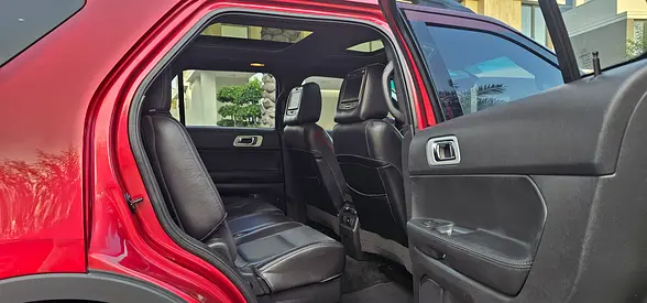 FORD EXPLORER LIMITED,  VERY GOOD CONDITION, EXPAT FAMILY USED.