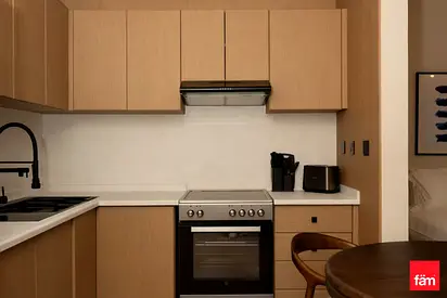 Premium Studio in Hamilton Tower I Business Bay