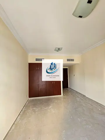 Specious 3bhk for the families in fully family building in Al nahda sharjah prime location 3bhk apa