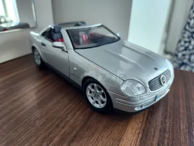 Mercedes-Benz SLK230 Scale 1:18 Maisto