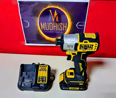 DEWALT IMPACT DRIVER 18V B.L