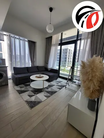 1-bedroom Furnished Corner unit