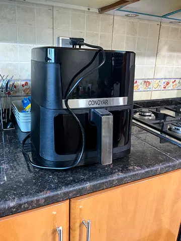 Conoyar Air Fryer - Black (Good Working Condition)