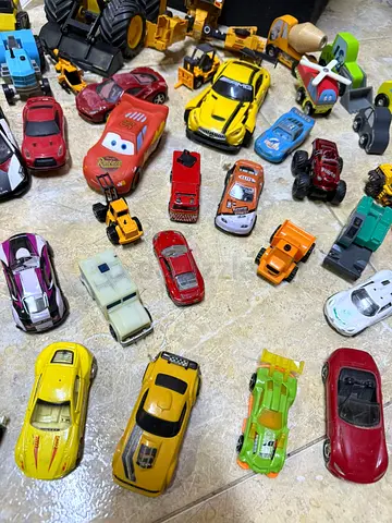 Mixed Lot of Toy Cars and Vehicles – Assorted Diecast  Plastic Models