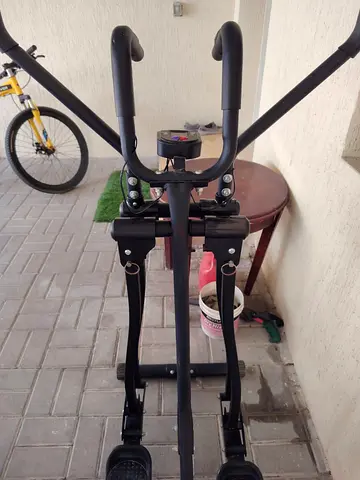 Compact home elliptical/stepper trainer - light use