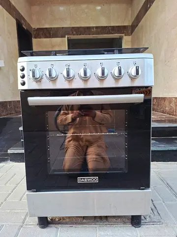 DAEWOO, size 60x60cm, Gas Cooker, working good