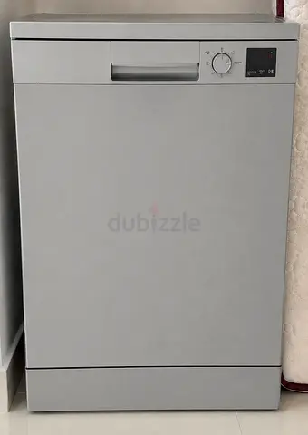 Beko freestanding dishwasher - good working condition