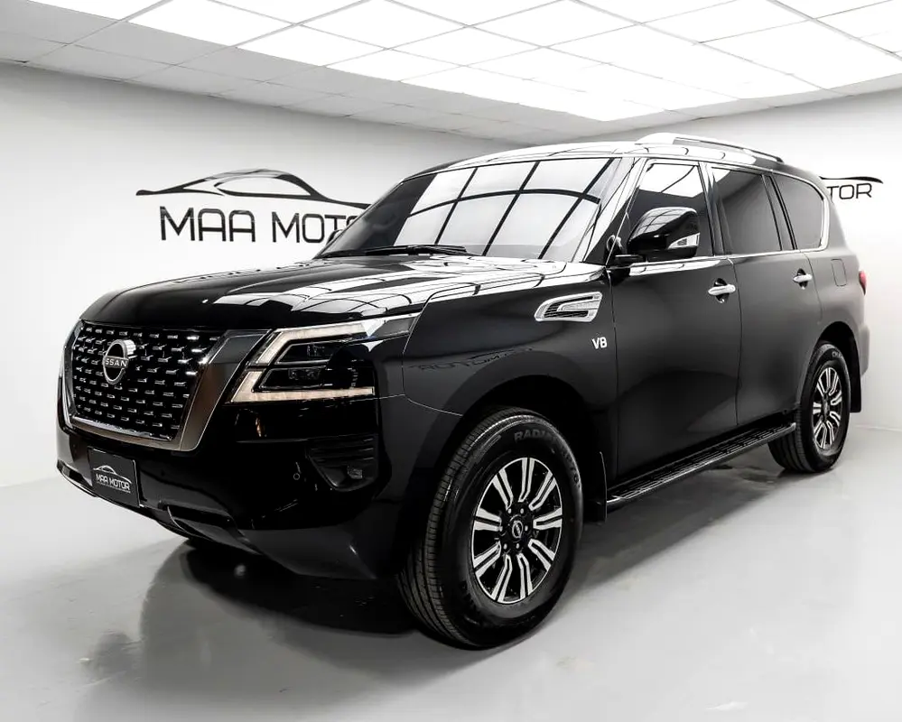 Nissan Patrol 2024 — photo 1 of 10