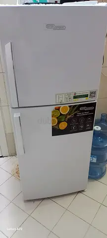 White double-door super general refrigerator - good condition