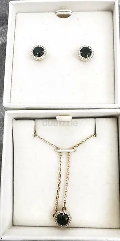 Elegant Swarovski Crystal Pendant  Earrings Set