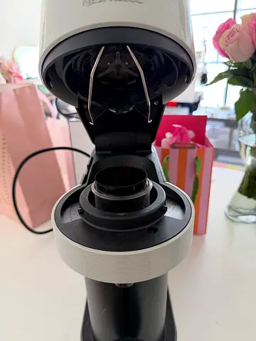 Nespresso Vertuo Next Coffee Machine