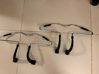 Set of 2 metal suit hangers with trouser clips and shoulder support. FREE DELIVERY