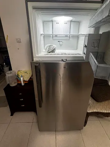 ثلاجة