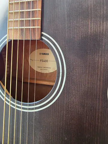 Yamaha fs 400 acoustic guitar brand new