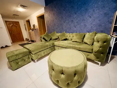 Luxury Chesterfield Velvet Sofa Set with Round Coffee Table – Olive Green