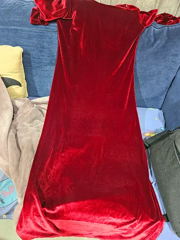 Red Velvet Evening/Gown Dress - Size Unknown, Good Condition