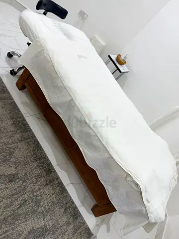 Beauty / Lash / Facial Beds