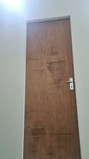 Closed Wooden Partition for Executive