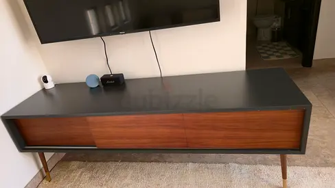 TV Unit - Objecks of Design