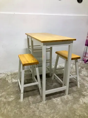 Tampa 2-seater wooden Top High Dining set