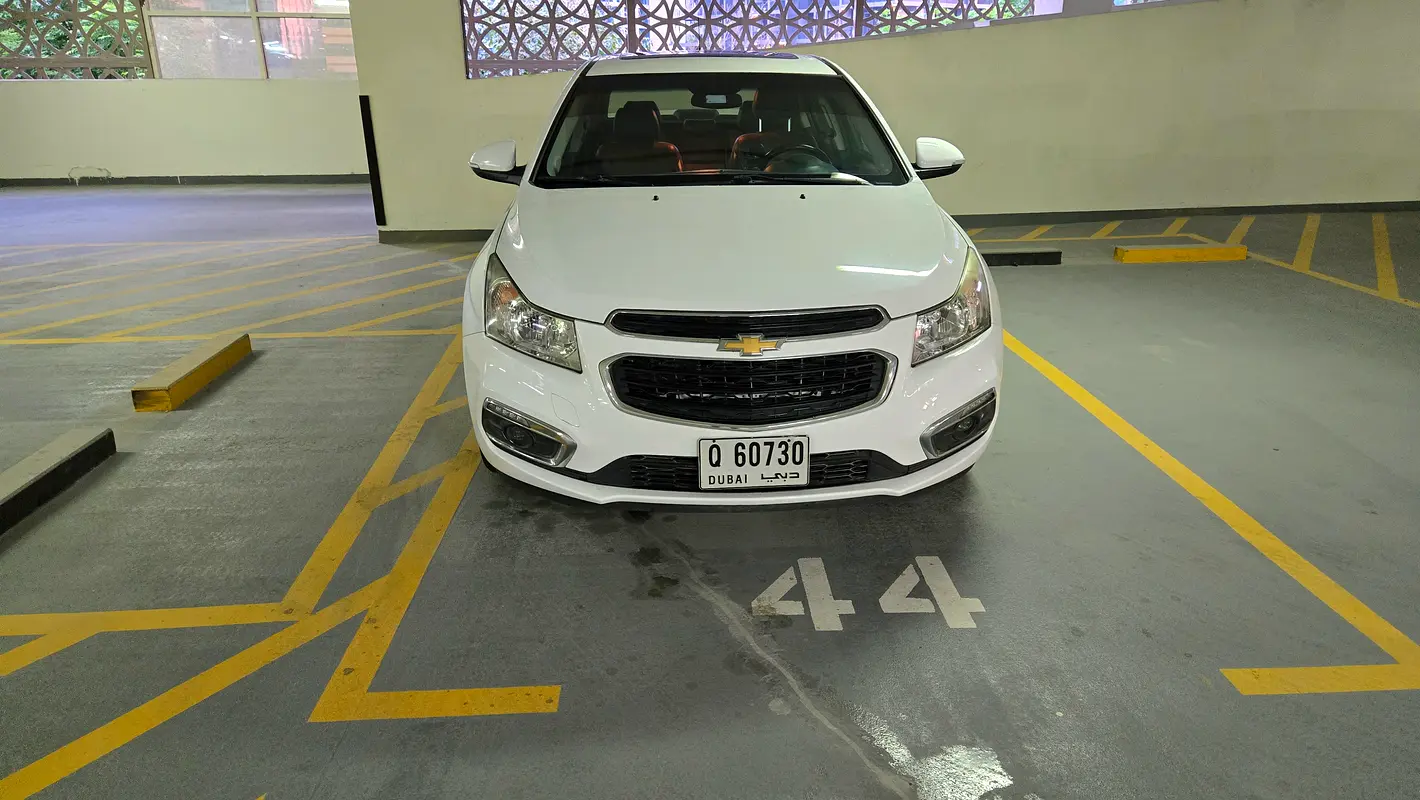 Chevrolet Cruze 2017 — photo 1 of 9