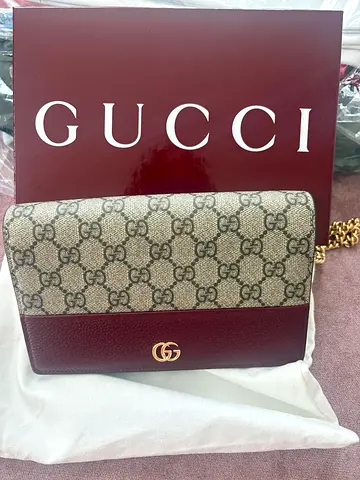 New Gucci wallet on chain unwanted gift not used