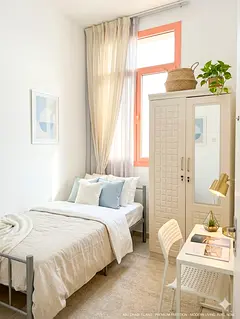 Premium Room Available For Rent