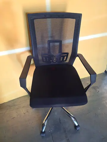 Office mesh chairs with tilt