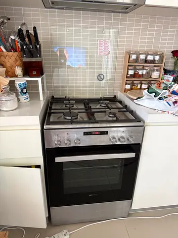 Cooker
