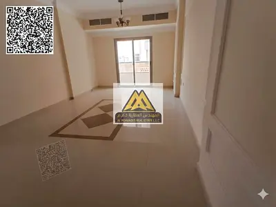 Balcony with a stunning view | Very large area | Prime location close to all services | Easy access