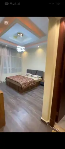 شقة غرفتين وصالة سوبر ديلوكس مفروشة بالكامل للايجار السنوى مع جيم ومسبح وباركن