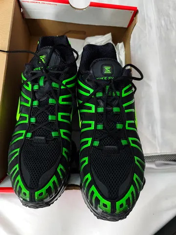Nike Shox TL - Black and Green - UK 8.5