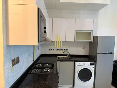 Vacant Furnished Studio | Fully Upgraded | For Rent