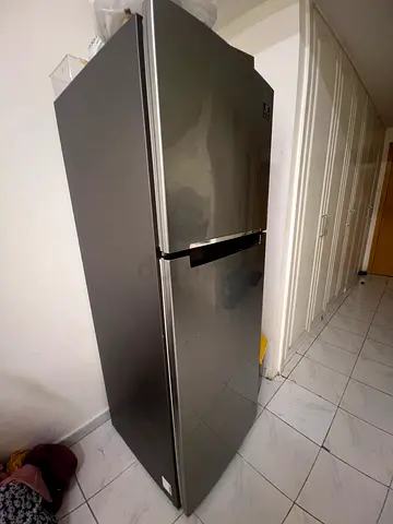 Samsung Top Mount Refrigerator in Grey Finish