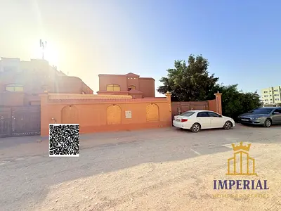 فيلا 5 غرف ماستر +غرفه خادمه +حوش كبير للايجار