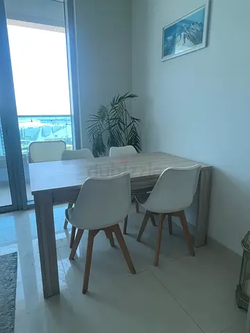Modern Light Coloured Rectangular Dining Table with 4 Chairs