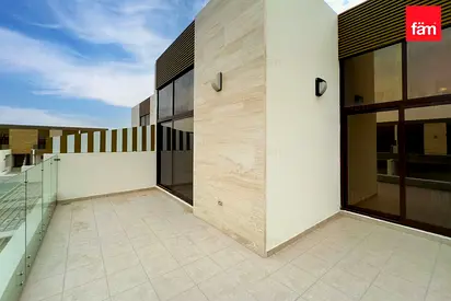 End unit I big space I brand new